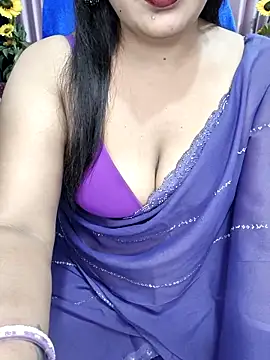Cute-Raashii online show from April 2026 11:29:02 PM