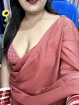 Cute-Raashii online show from May 2026 11:35:01 PM