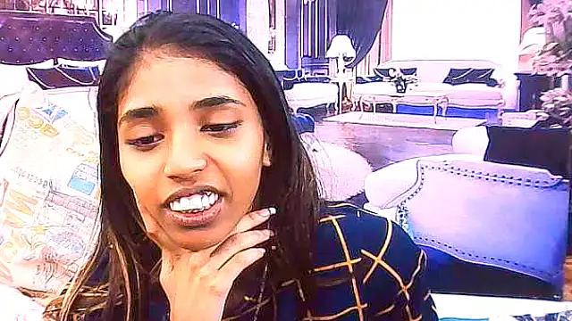 Snapshot of IndianSexySlender chatting on October 2025 05:31:01 AM IndianSexySlender online show from October 2025 05:31:01 AM