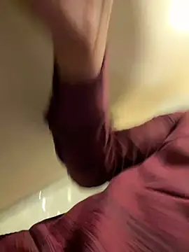 Snapshot of hotboysammy chatting on December 2024 06:43:01 AM hotboysammy online show from December 2024 06:43:01 AM