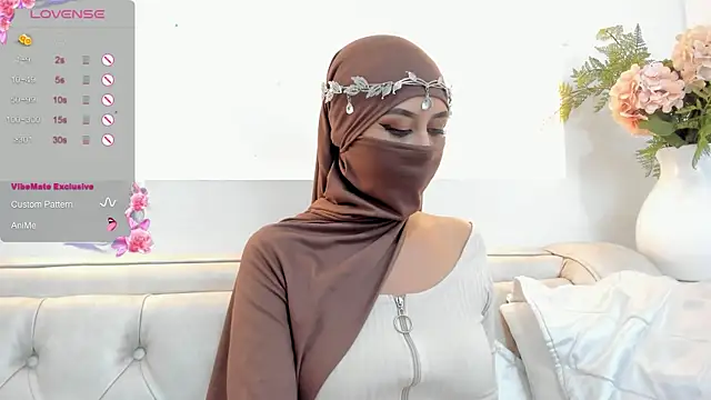 Snapshot of iiris_ chatting on January 2025 06:12:02 PM iiris online show from January 2025 06:12:02 PM