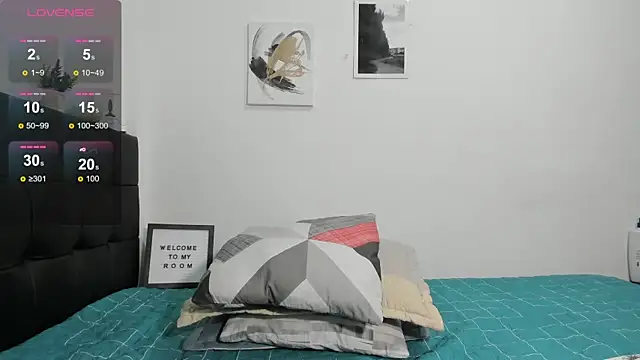 RoddyRich11 online show from January 2025 12:58:01 PM