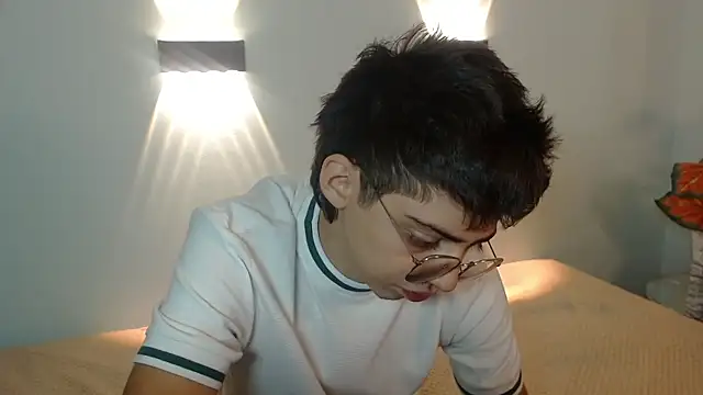 jhoellx online show from December 2025 01:07:01 PM