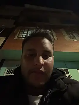 Cristian 099 online show from October 2025 11:49:02 PM