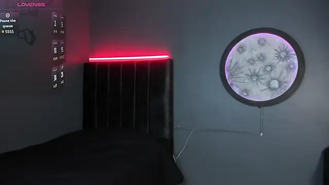 khriss brown online show from November 2025 09:25:02 PM