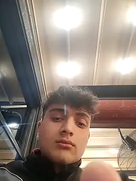 boy 3835 online show from March 2025 07:59:01 PM