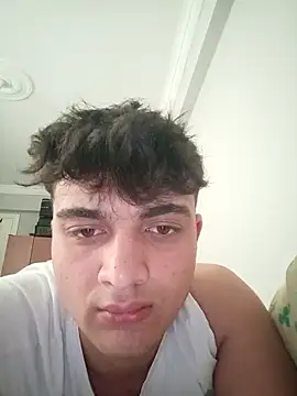 boy 3835 online show from March 2025 12:00:01 PM