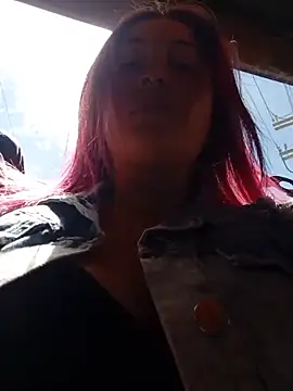 sophie banger online show from June 2026 06:06:02 PM