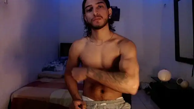 maxximus 100 online show from January 2025 07:41:02 PM