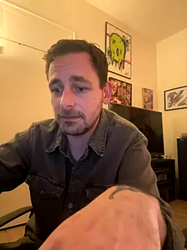 Snapshot of defbond420 chatting on October 2025 08:42:01 PM defbond420 online show from October 2025 08:42:01 PM