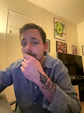 Snapshot of defbond420 chatting on October 2025 10:25:02 PM defbond420 online show from October 2025 10:25:02 PM