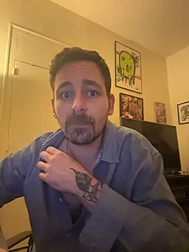 Snapshot of defbond420 chatting on October 2025 09:38:01 PM defbond420 online show from October 2025 09:38:01 PM