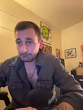 Snapshot of defbond420 chatting on November 2025 09:25:02 PM defbond420 online show from November 2025 09:25:02 PM