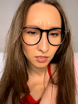 Snapshot of cutte_dora chatting on November 2025 01:32:02 PM cutte dora online show from November 2025 01:32:02 PM