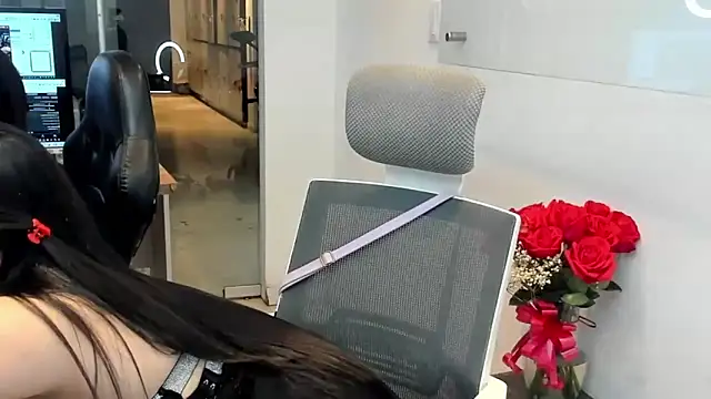 Kimkalifa  online show from September 2025 12:53:01 PM