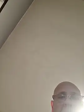 Snapshot of dickinyouto chatting on January 2025 04:04:01 PM dickinyouto online show from January 2025 04:04:01 PM