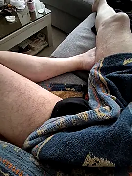 Snapshot of Bretoncool chatting on February 2025 03:19:01 PM Bretoncool online show from February 2025 03:19:01 PM