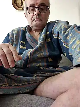 Snapshot of Bretoncool chatting on March 2025 11:55:02 AM Bretoncool online show from March 2025 11:55:02 AM