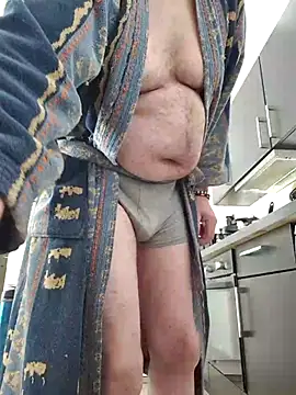 Snapshot of Bretoncool chatting on March 2025 02:59:02 PM Bretoncool online show from March 2025 02:59:02 PM