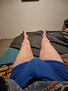 Snapshot of Bretoncool chatting on March 2025 06:03:02 AM Bretoncool online show from March 2025 06:03:02 AM