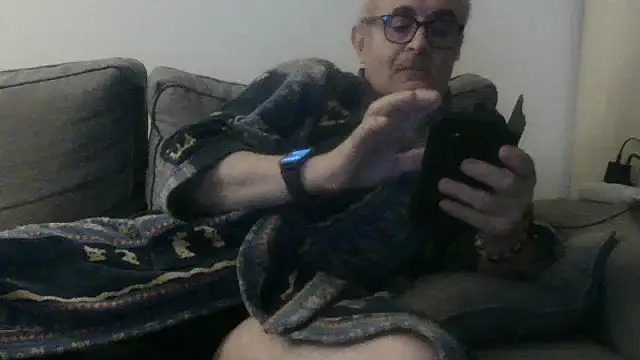 Snapshot of Bretoncool chatting on September 2025 08:44:02 PM Bretoncool online show from September 2025 08:44:02 PM