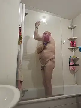 Snapshot of Bretoncool chatting on October 2025 01:58:01 PM Bretoncool online show from October 2025 01:58:01 PM