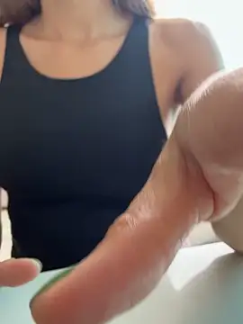 Snapshot of cuteluci_ chatting on October 2025 12:08:02 PM cuteluci online show from October 2025 12:08:02 PM