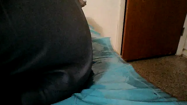 Snapshot of Emilylyn2501 chatting on February 2025 01:34:01 AM Emilylyn2501 online show from February 2025 01:34:01 AM