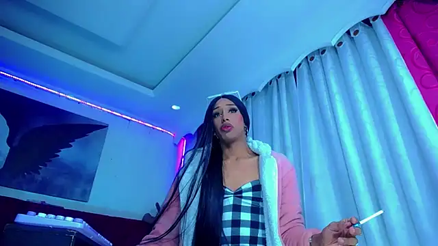 Snapshot of NahomiCamper chatting on September 2025 11:48:02 PM NahomiCamper online show from September 2025 11:48:02 PM