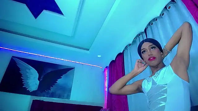 Snapshot of NahomiCamper chatting on September 2025 02:26:01 AM NahomiCamper online show from September 2025 02:26:01 AM