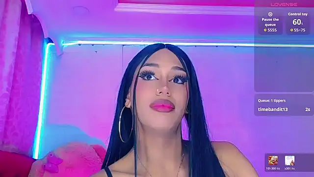 NahomiCamper online show from July 2026 01:05:02 AM