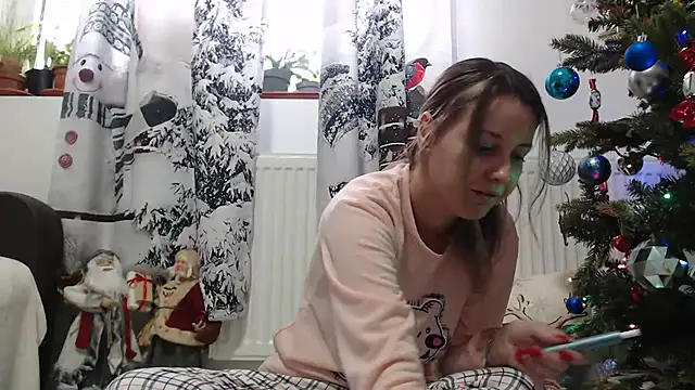 SweetMaddy888 online show from December 2024 11:10:01 AM