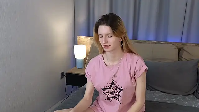 Fellissa online show from December 2024 07:14:02 PM