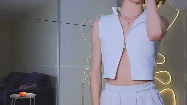 Fellissa online show from February 2025 10:21:02 PM
