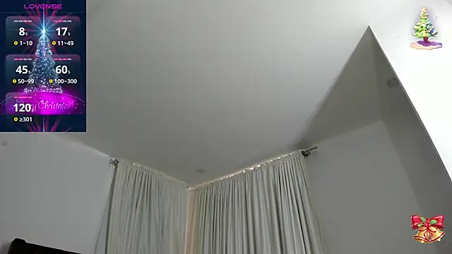 Snapshot of LuisaElizaa chatting on December 2024 07:32:02 PM LuisaElizaa online show from December 2024 07:32:02 PM