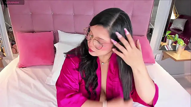 ArticaBelle online show from November 2025 04:45:02 AM