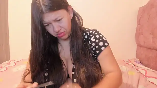 Catherine tabarezx online show from June 2026 11:34:01 AM