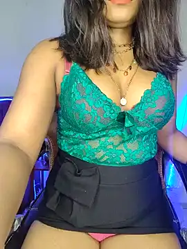 Snapshot of Black-Pearll chatting on January 2025 02:10:01 PM Black-Pearll online show from January 2025 02:10:01 PM