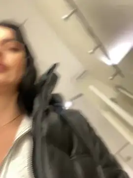 Roxana-Sexy online show from February 2026 05:12:02 AM