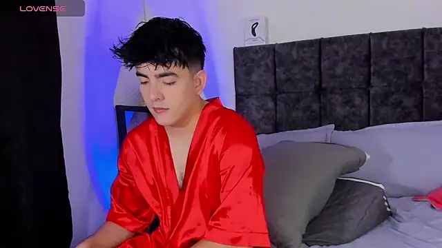 nolan twink1 online show from May 2026 05:18:01 PM