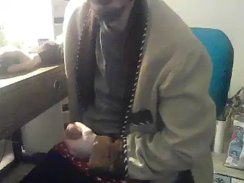 Snapshot of kallaviz chatting on January 2026 10:12:02 PM kallaviz online show from January 2026 10:12:02 PM