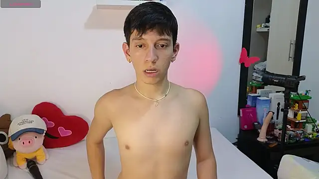 Snapshot of milky__boy_ chatting on April 2026 11:51:02 PM milky boy online show from April 2026 11:51:02 PM