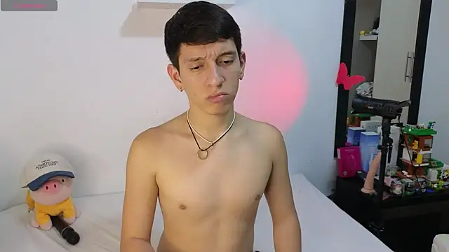 Snapshot of milky__boy_ chatting on April 2026 11:51:02 PM milky boy online show from April 2026 11:51:02 PM