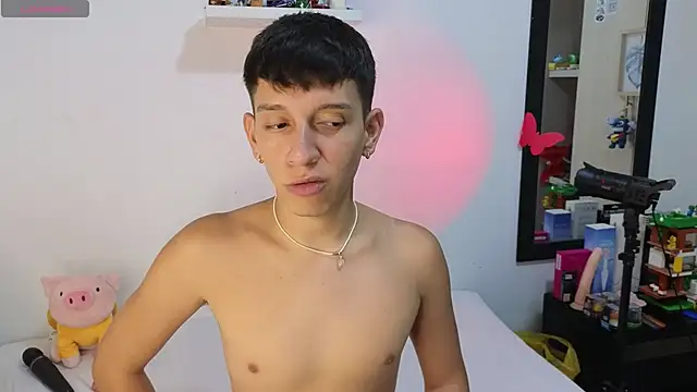 Snapshot of milky__boy_ chatting on May 2026 12:05:01 AM milky boy online show from May 2026 12:05:01 AM