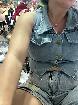 Cesywet online show from September 2025 04:45:02 AM