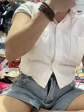 Cesywet online show from October 2025 04:51:02 AM