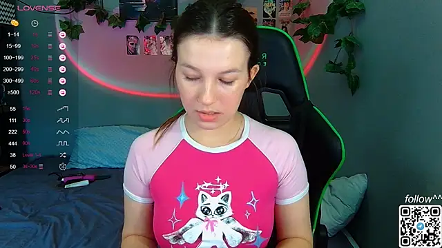 Cutie Vicky online show from December 2024 04:30:02 AM