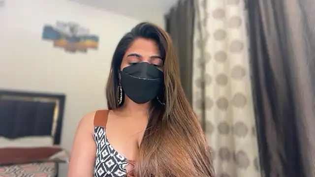 Hotty-Sana online show from April 2026 05:08:02 PM