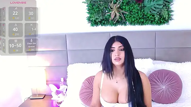 Snapshot of ZendayaClark chatting on November 2025 04:23:01 AM ZendayaClark online show from November 2025 04:23:01 AM