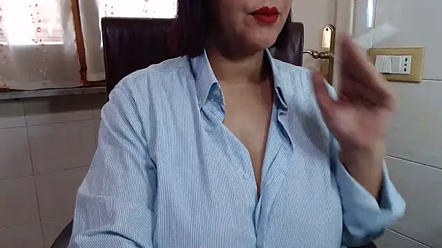 Snapshot of Foxlady2271 chatting on March 2026 11:13:01 AM Foxlady2271 online show from March 2026 11:13:01 AM